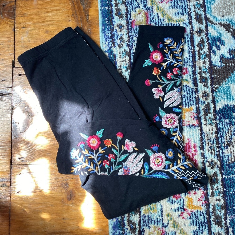 Johnny Was Embroidered Leggings
